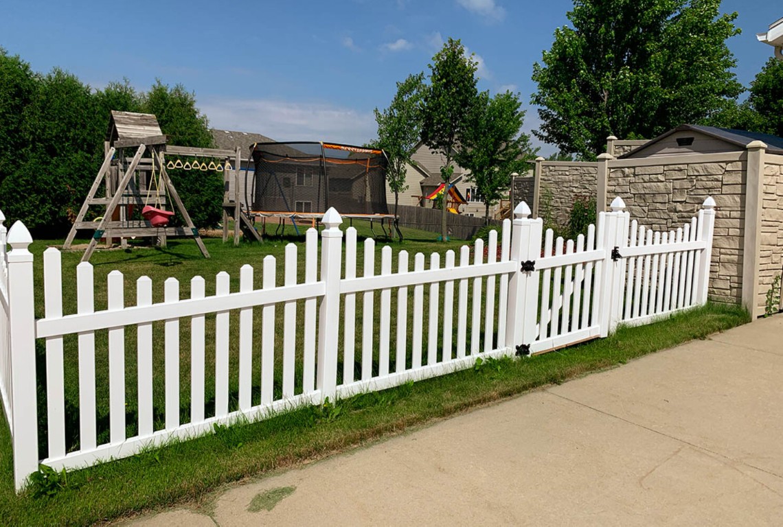 Professional fence installation in Montclair, CA